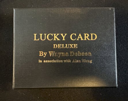 Lucky Card Deluxe by Wayne Dobson and Alan Wong